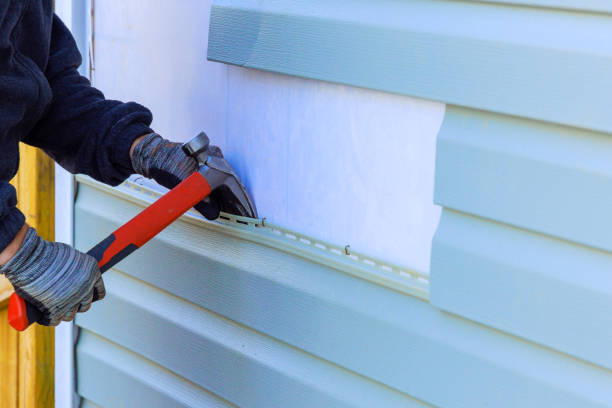 Reliable Siding Replacement contractor in Riverdale, IL by Squared Siding